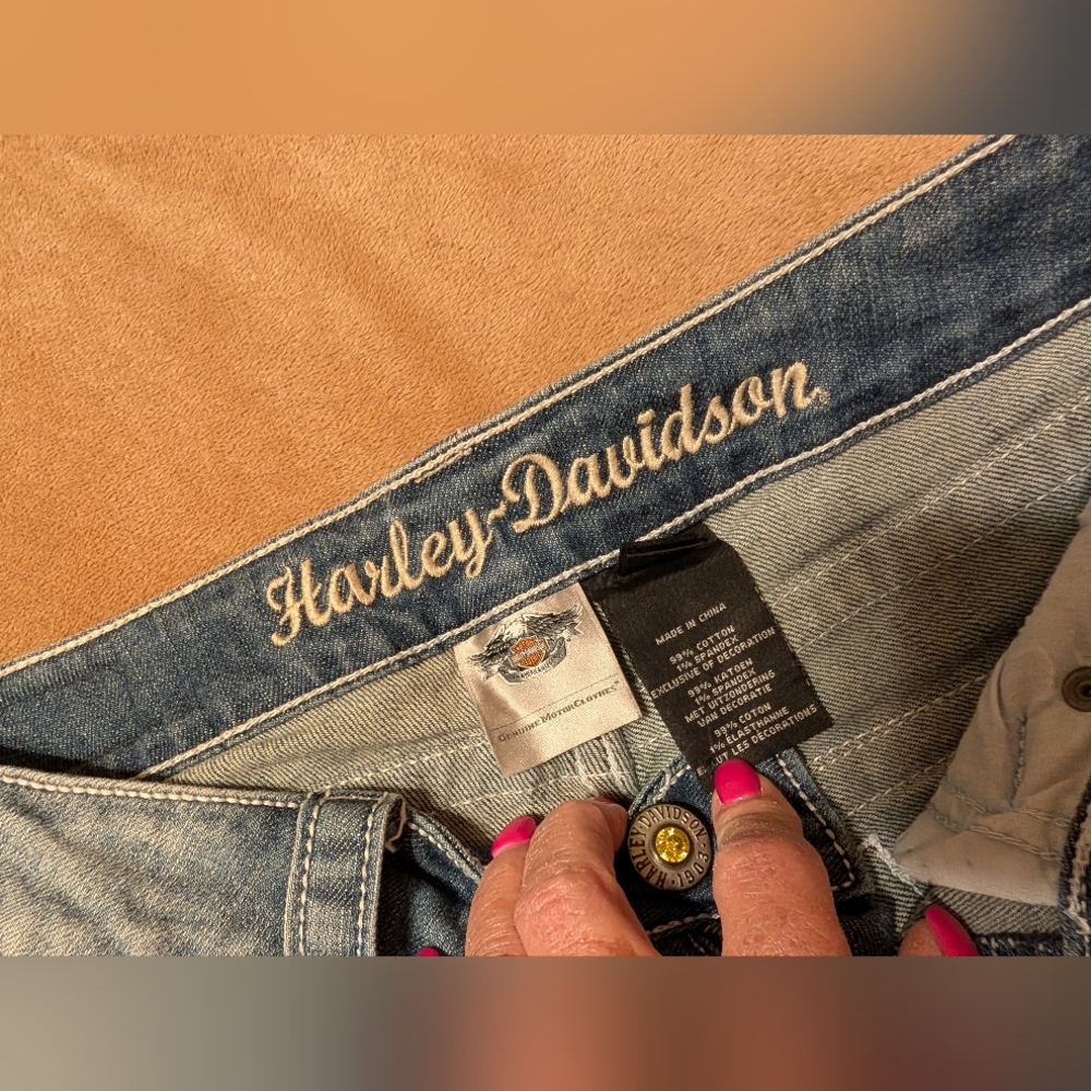Authentic Harley-Davidson® Stylish Blue Jeans with Embellished Rhinestone Size 4 - Picture 16 of 16